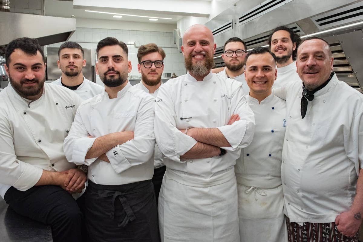 Riserva Rooftop: l'aperitivo con vista mozzafiato sullo skyline di Napoli